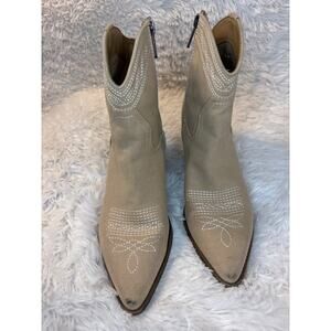 Indigo Rd Beige Boot Booties, Women Size 9 1/2 M, Western Style